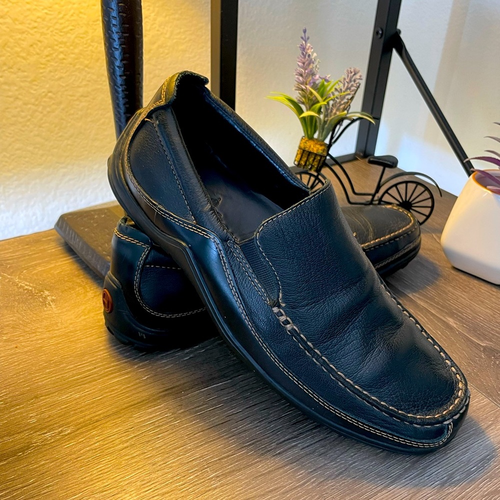 Cole Haan Tucker Venetian Loafer size 7.5 - black